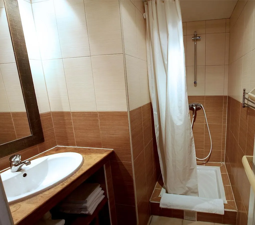 Appartement Lumineux Avec Balcon Au Coeur De باريس شقة